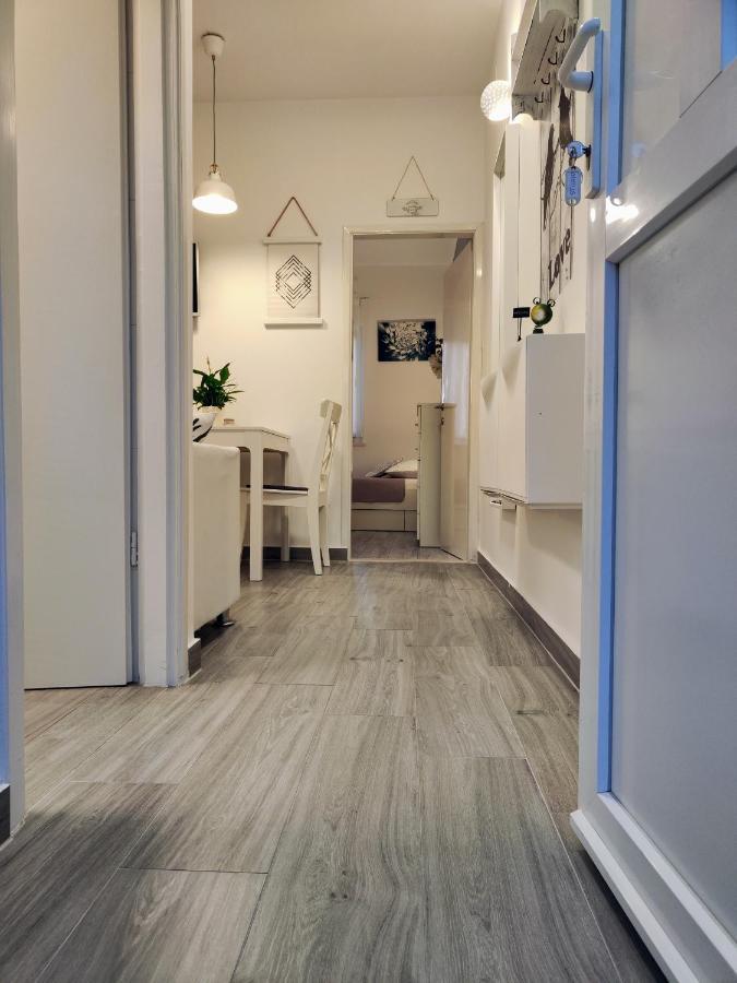 Sea & Sun Apartments Tucepi Bilik gambar