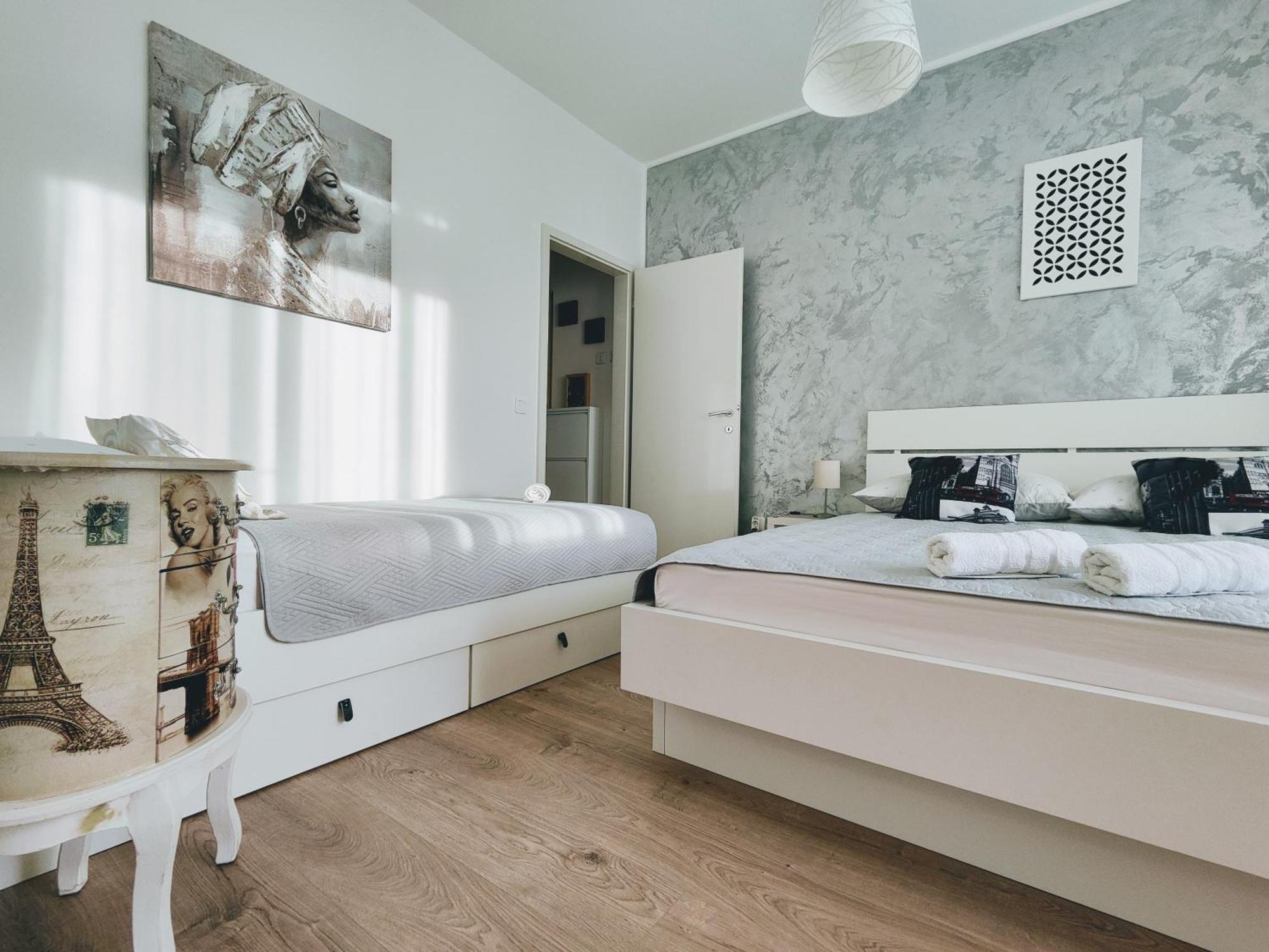 Sea & Sun Apartments Tucepi Bilik gambar
