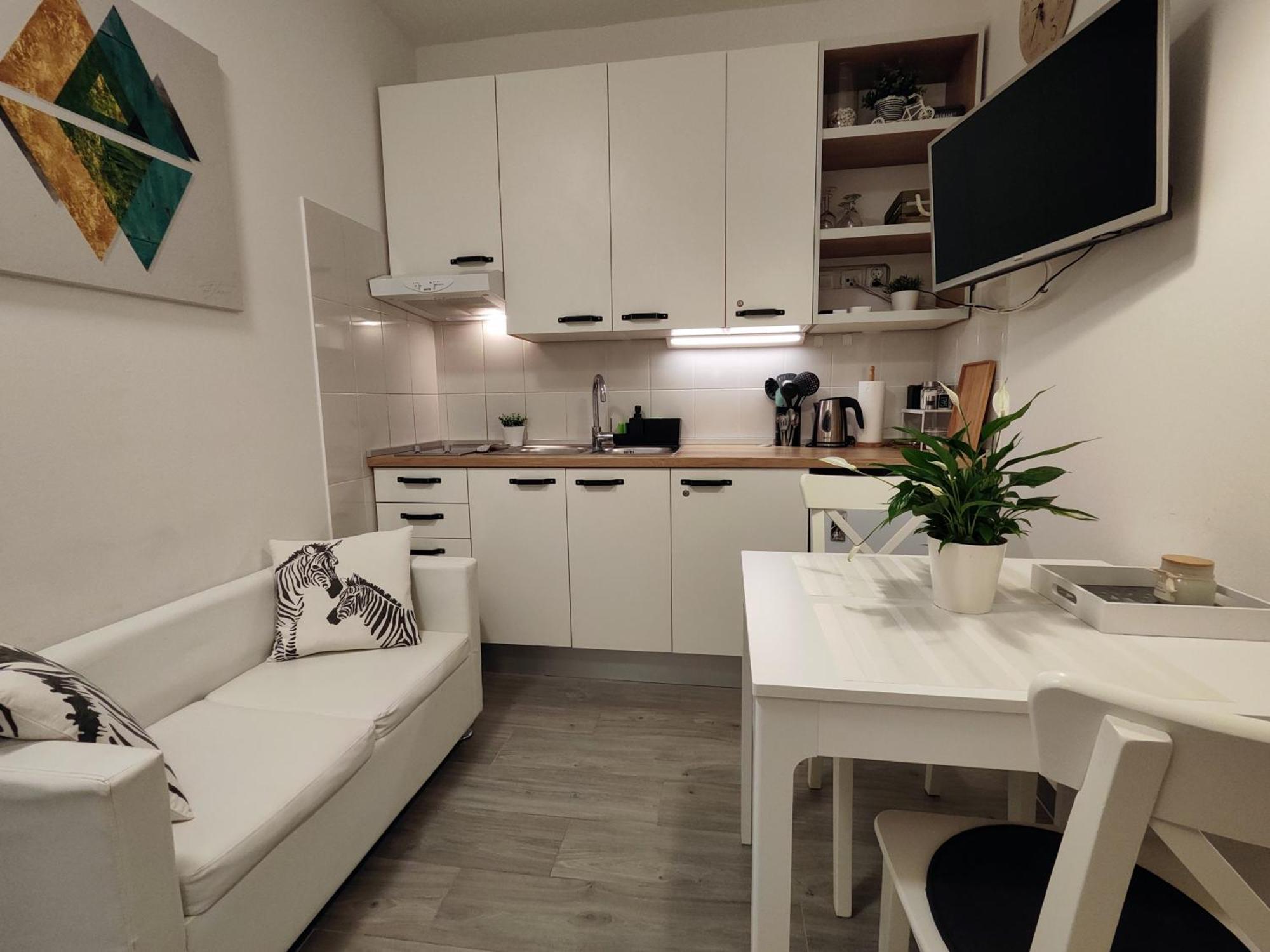 Sea & Sun Apartments Tucepi Bilik gambar